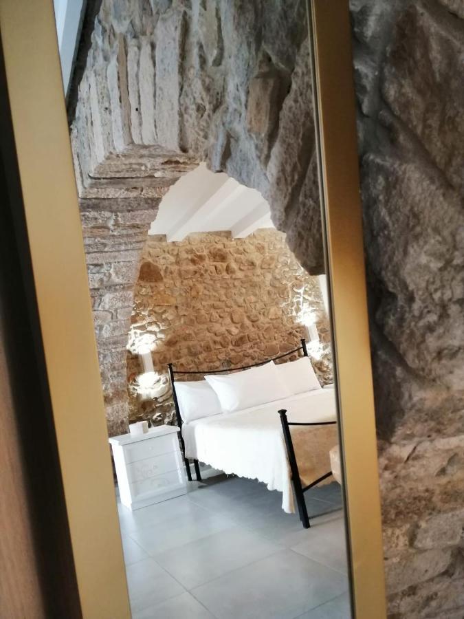 Dormire Nel Borgo Bovino Kültér fotó