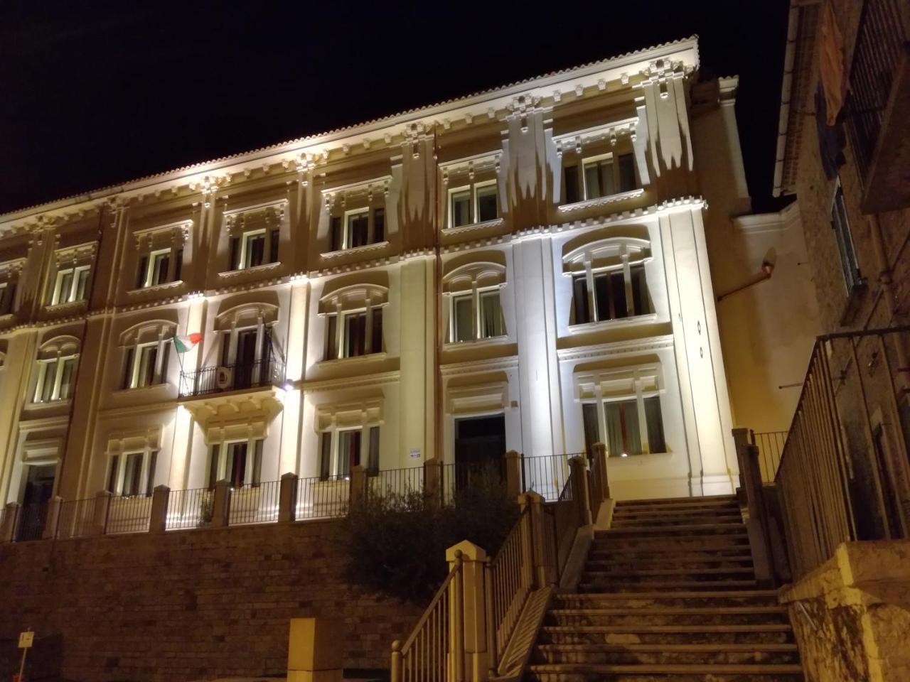 Dormire Nel Borgo Bovino Kültér fotó